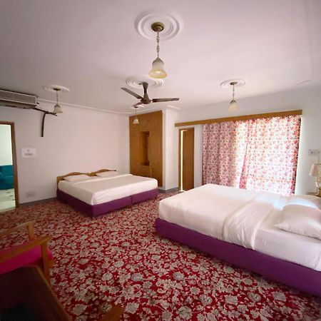 Hotel Season Palace Srinagar  Ngoại thất bức ảnh