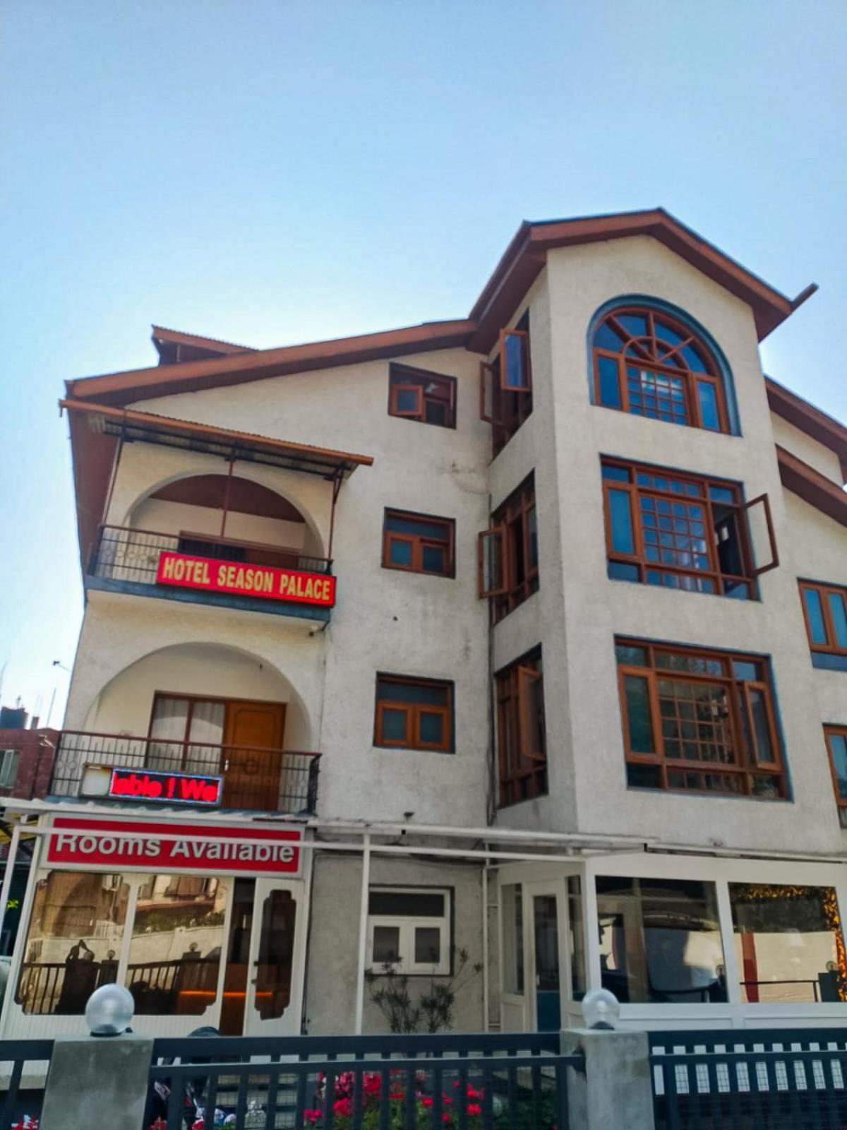 Hotel Season Palace Srinagar  Ngoại thất bức ảnh