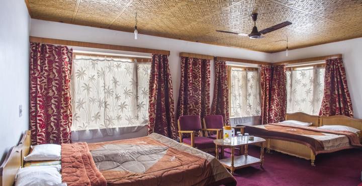 Hotel Season Palace Srinagar  Ngoại thất bức ảnh